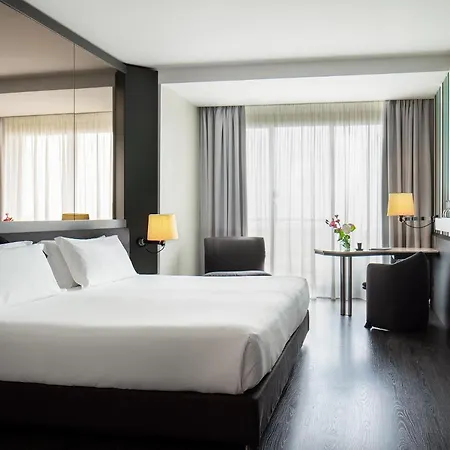 The Nicolaus 4* Барі