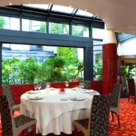 Готель The Nicolaus 4*