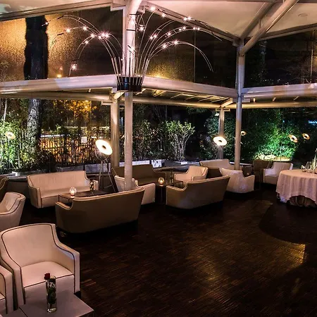 The Nicolaus 4* Барі