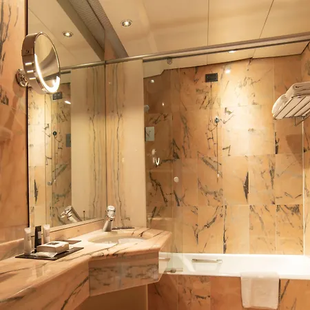 The Nicolaus 4* Bari