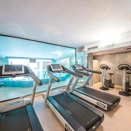 Szálloda The Nicolaus 4*