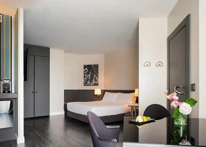 The Nicolaus 4* Bari